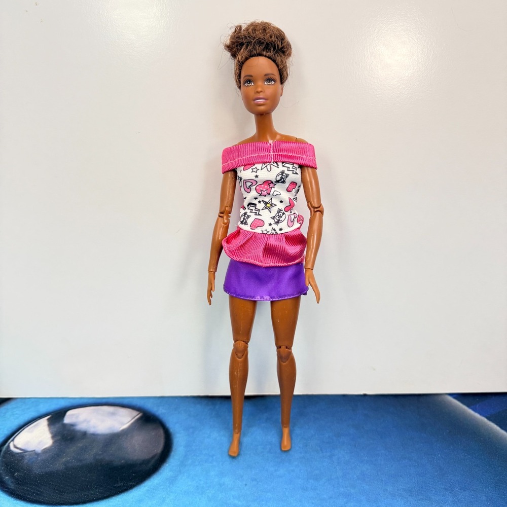 Mattel Barbie Fashionistas Doll Articulated Made To Move Brunette Top Bun Pink T